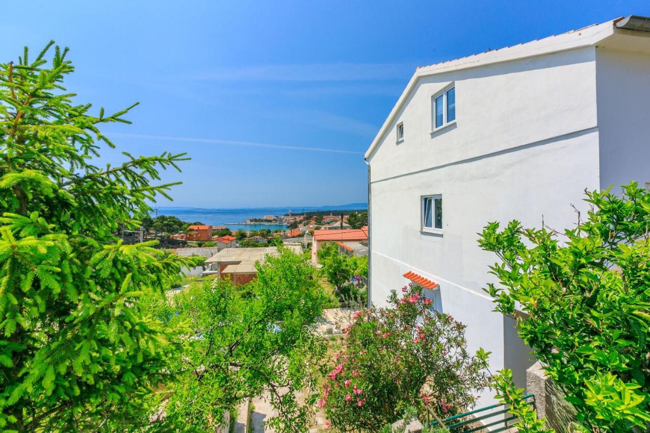 Apartment Iva Banjol Exterior photo